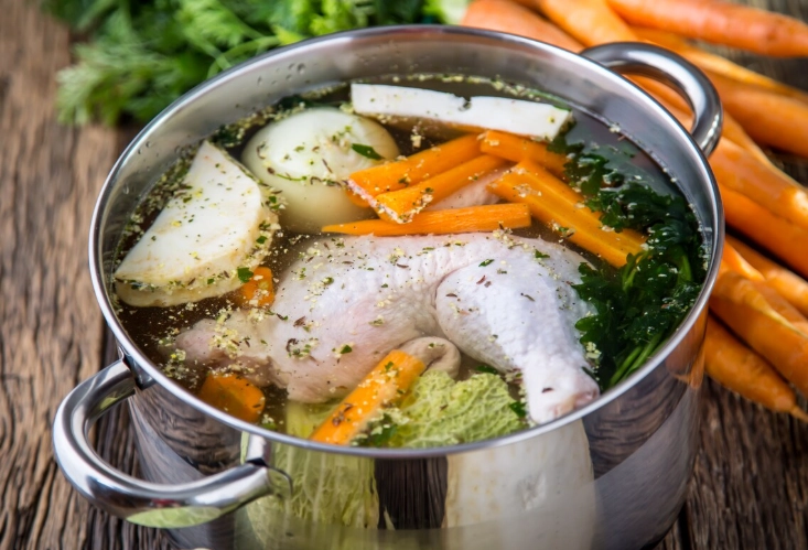 chicken broth for cats