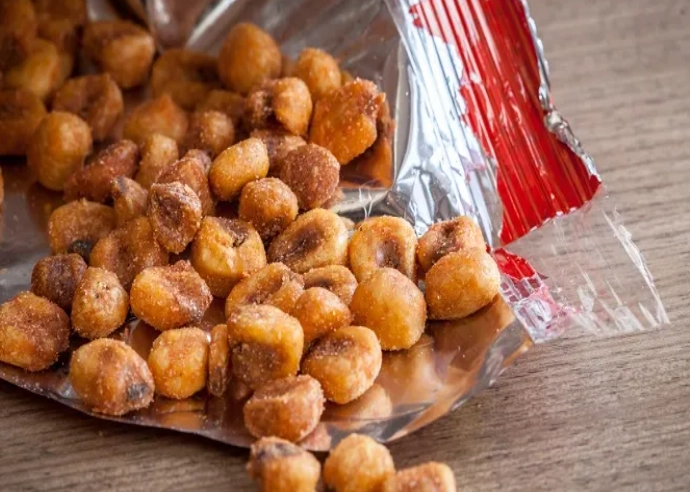 can dogs eat peanuts