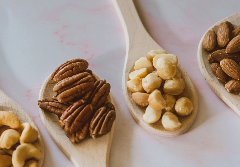 can dogs eat peanuts