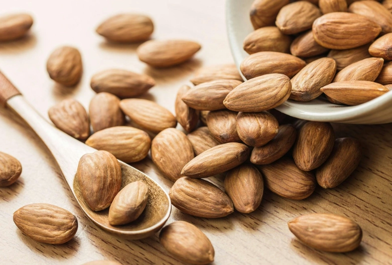 are almonds bad for dogs