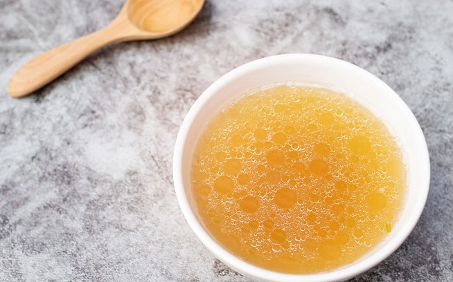 is chicken broth good for cats